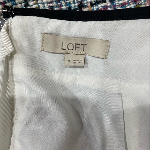 Ann Taylor LOFT Multicolor Tweed Skirt with Two Front Pockets - Picture 2 of 7